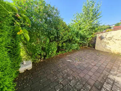 Terrasse - Wohnung links