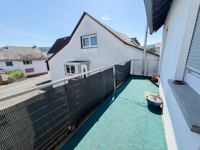1. OG links Balkon