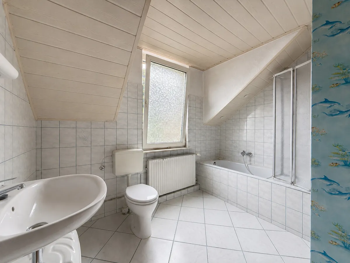Badezimmer DG