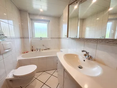 Badezimmer EG