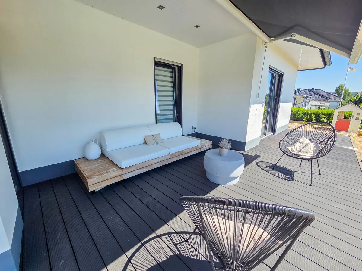 überdachte Terrasse