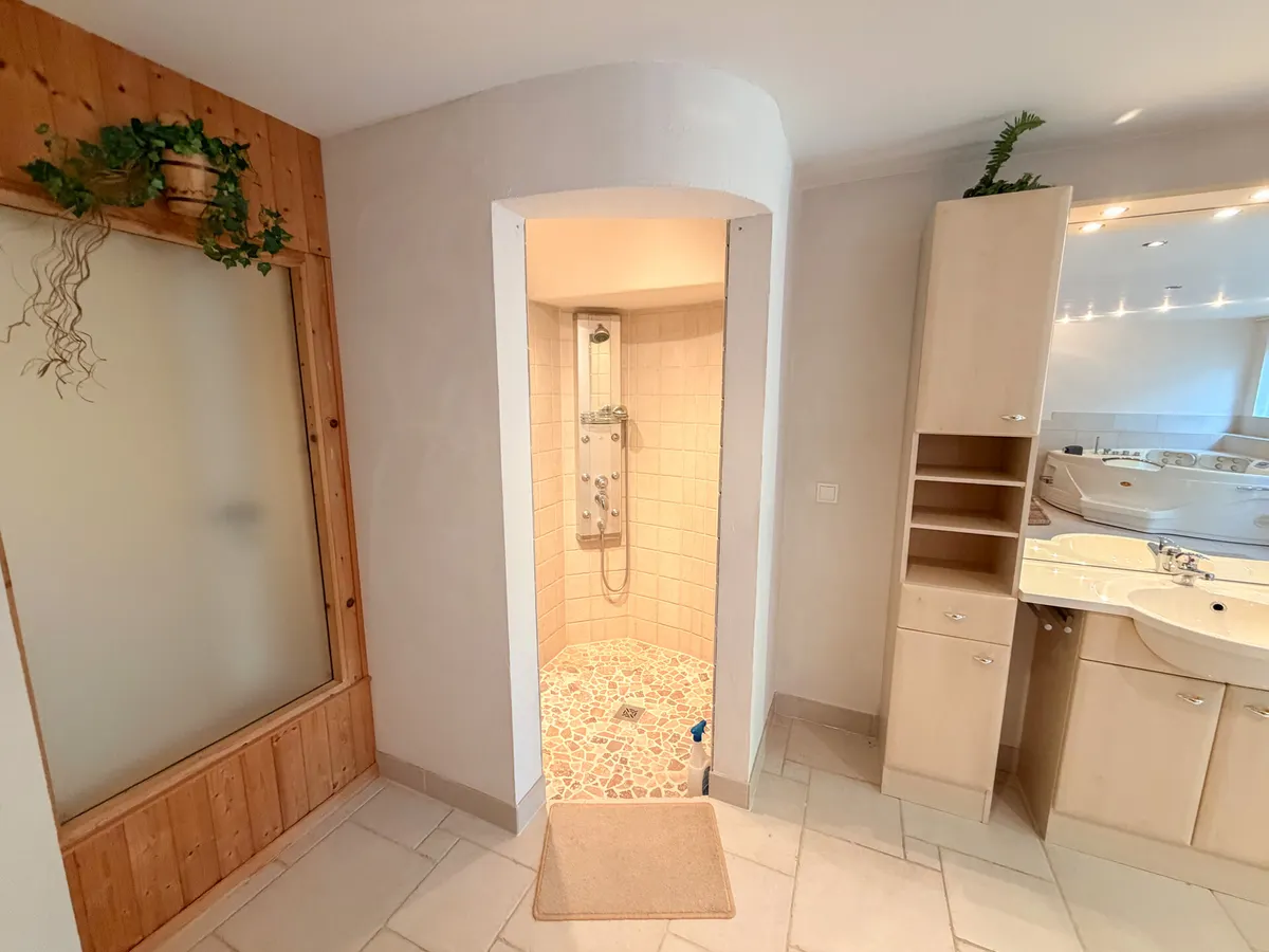 Dusche