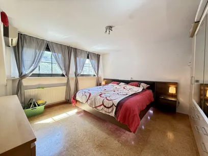 Schlafzimmer DG 