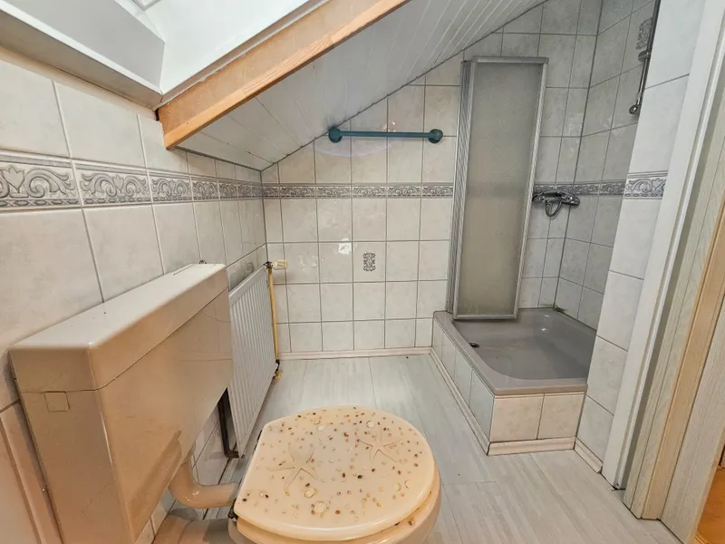 Badezimmer DG