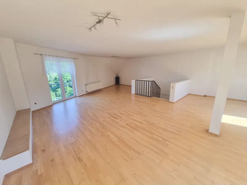 Studio (DG)