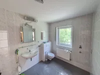 Bad/WC (EG)