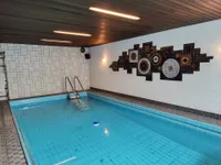 Schwimmbad UG