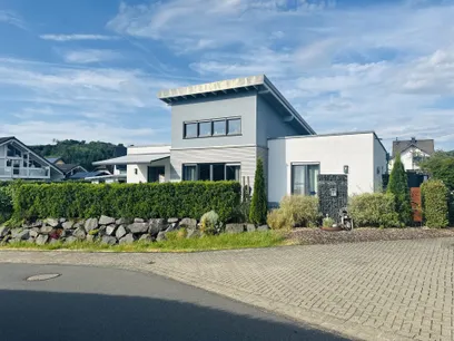 Straßenansicht
