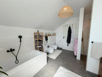 OG Badezimmer 