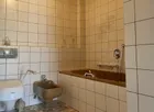 Bad mit Wanne und Bidet (EG)