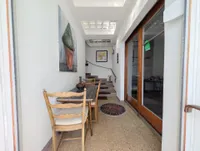 Eingangsbereich Büro und Wohnung