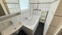 Tageslichtbad mit Wanne OG