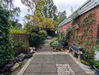 Weg zum Garten