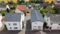 Gesamtansicht zwei Häuser 
