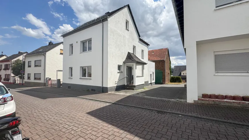 Vorderansicht Wohnhaus Nr. 11