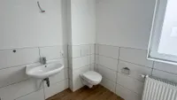 Tageslichtbad mit Dusche EG Wohnhaus Nr. 11