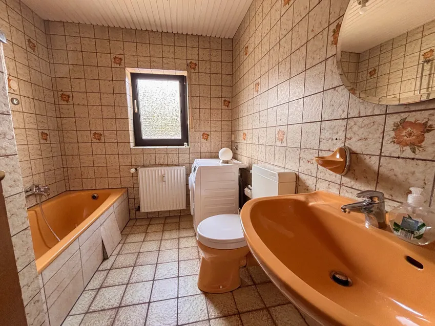 Badezimmer EG