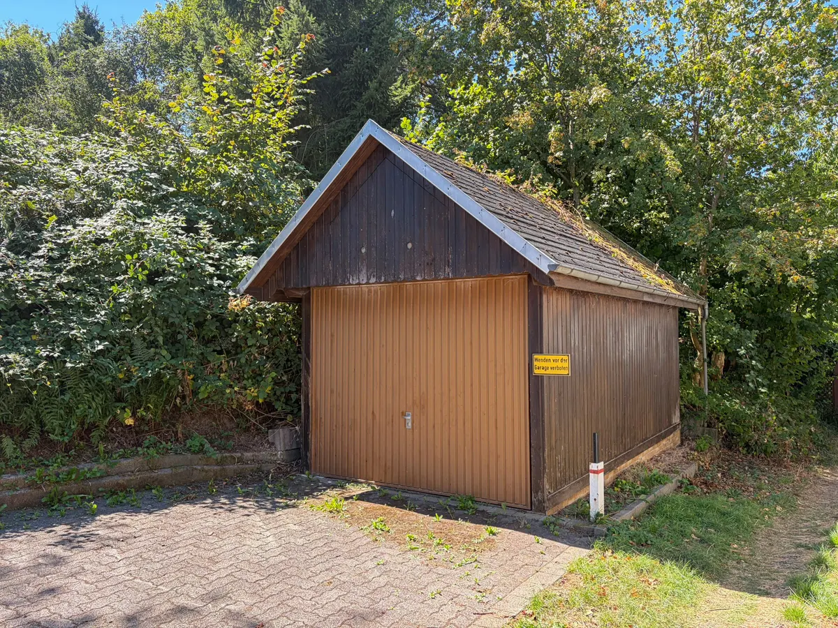 Garage 2