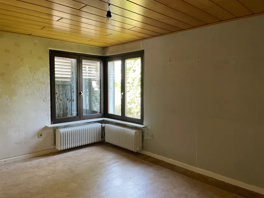 Zimmer (EG)