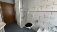 Wannen und Duschbad 