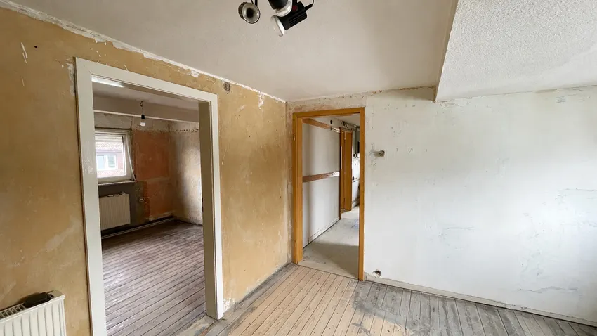 Büro/Ankleide DG