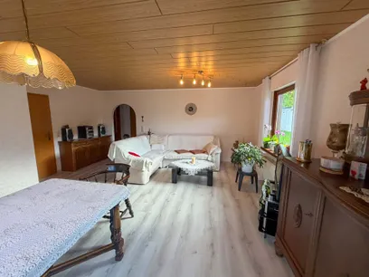 Wohn-/Esszimmer