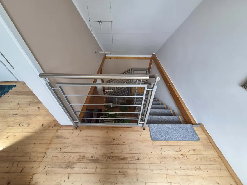 Treppe zum DG