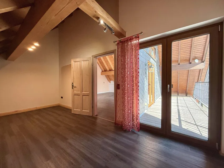 DG Ankleide mit Balkon
