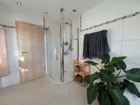 Badezimmer (DG)