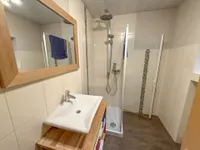 (UG) Duschbad