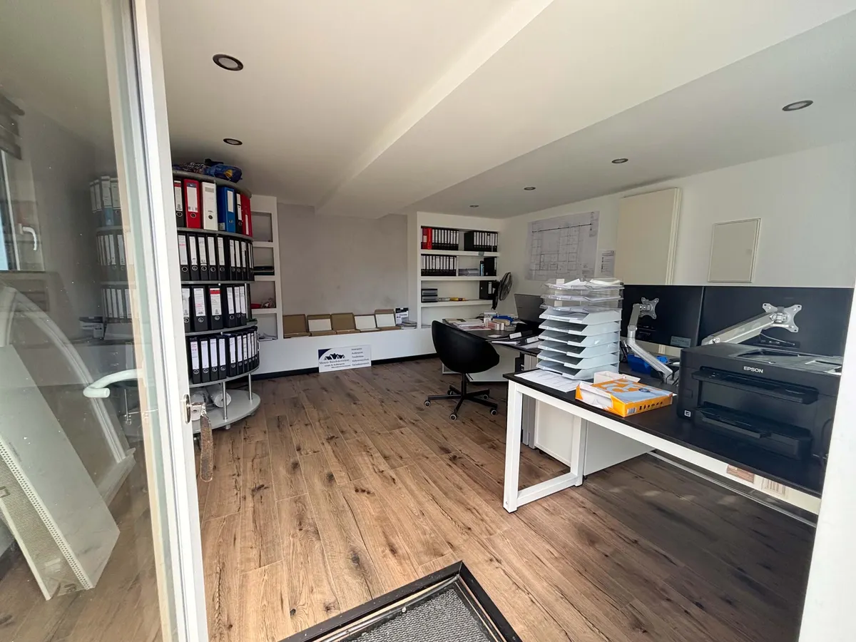 Büro