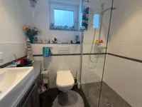 WC mit Dusche EG