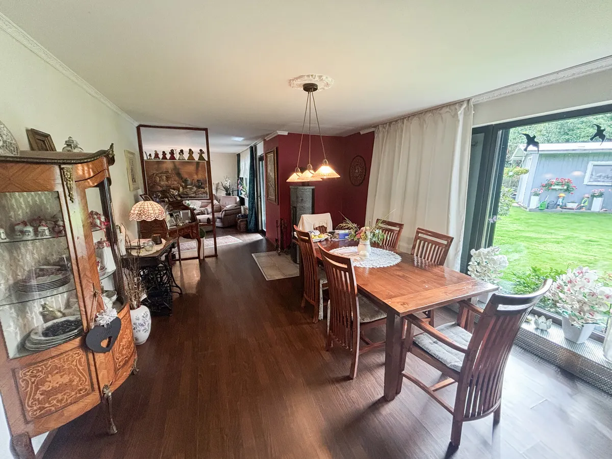 Esszimmer (Bestandsgebäude)