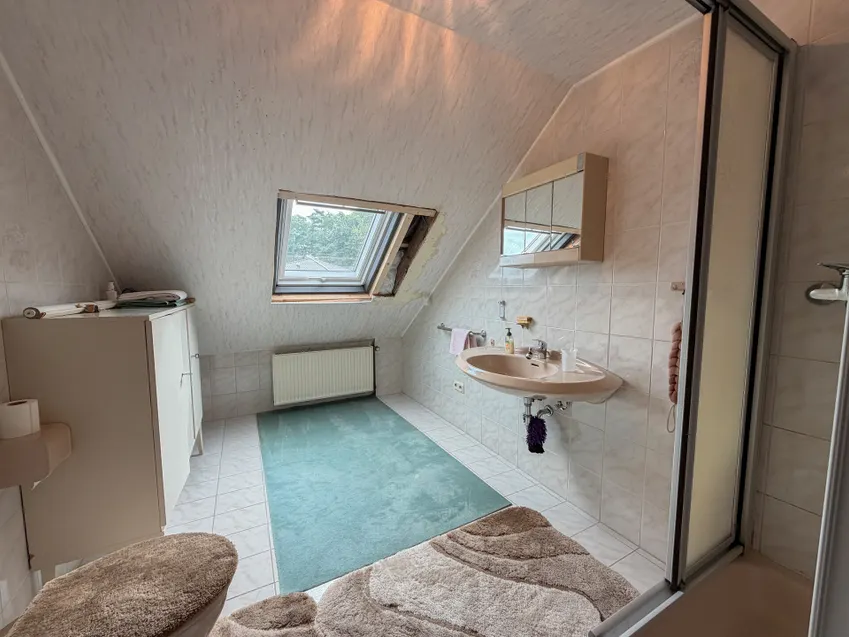 Badezimmer DG