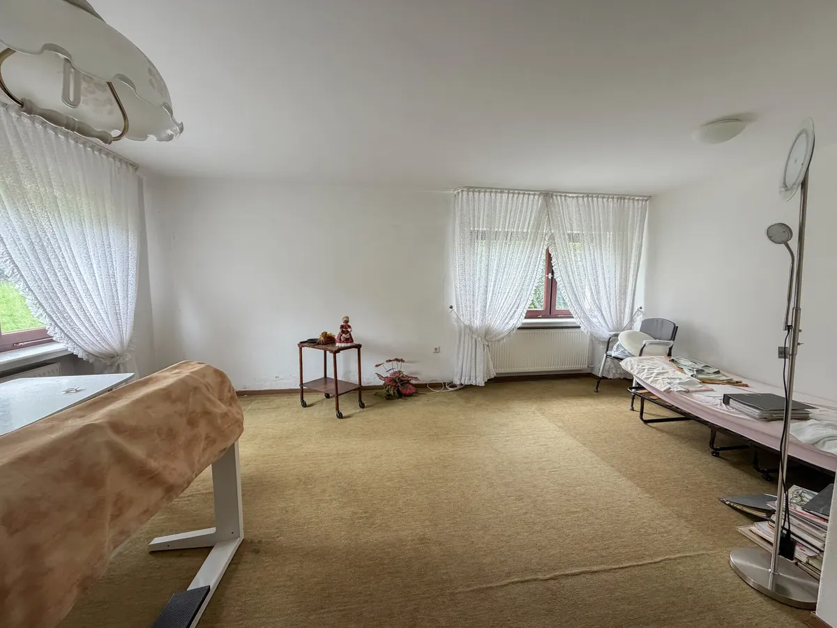 Wohn-Esszimmer KG