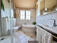Badezimmer 2.OG