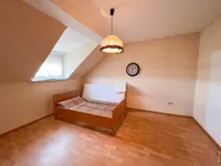 Schlafzimmer DG