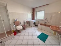 Badezimmer EG
