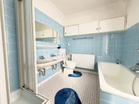 Badezimmer (OG)