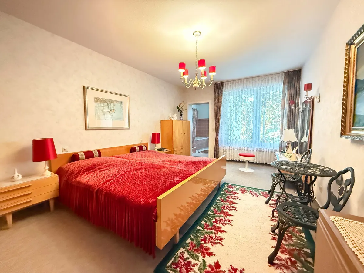 Schlafzimmer (ELW)