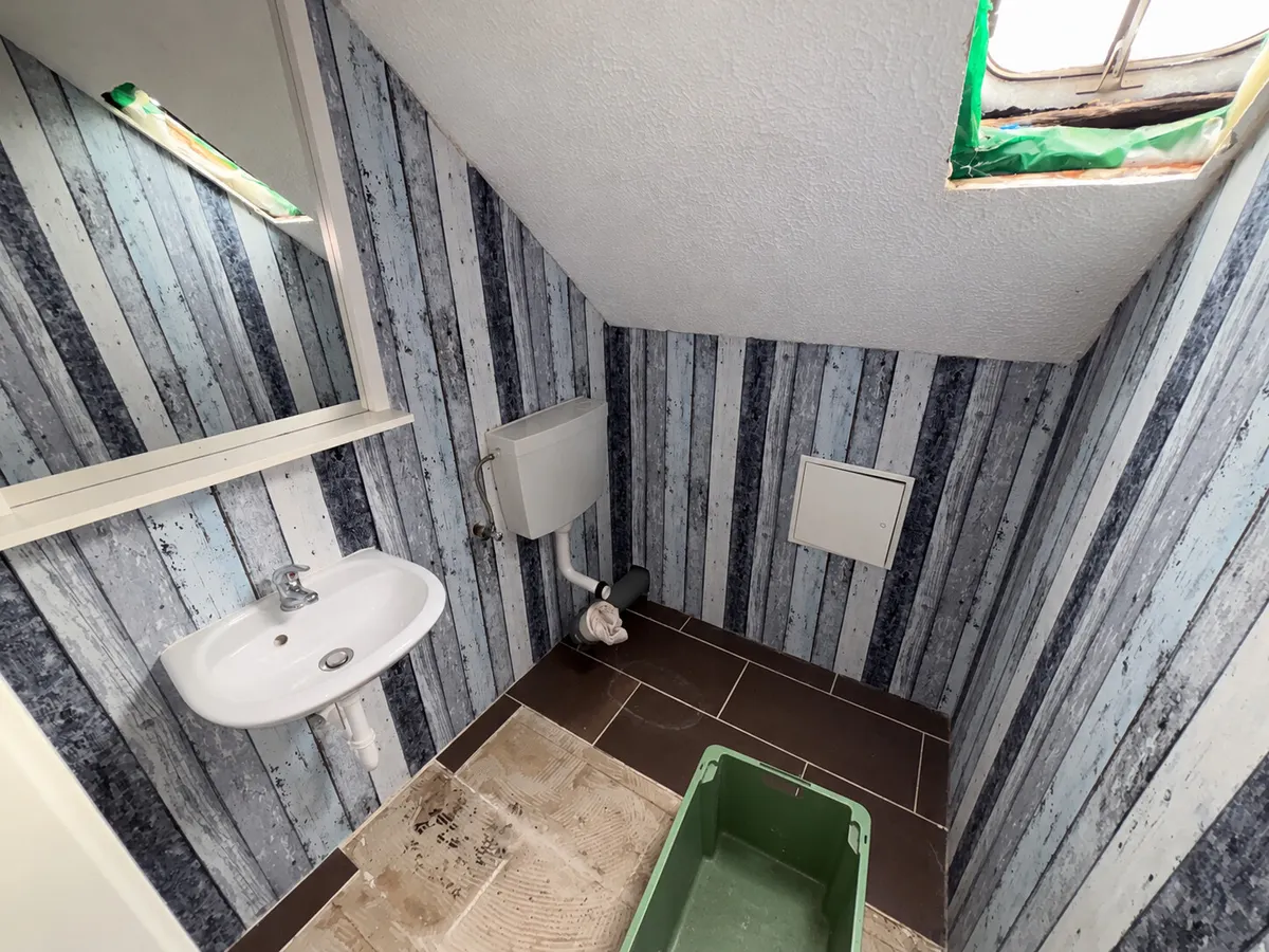 Gäste WC DG