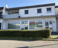 Parkmöglichkeit vor dem Haus