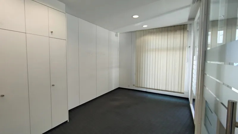 Treppenabgang ins UG