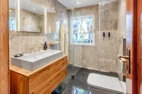Badezimmer Erdgeschoss