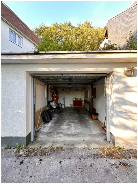 Garage (optional)