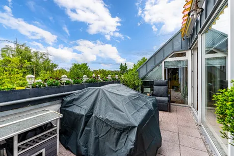 großzügiger Balkon