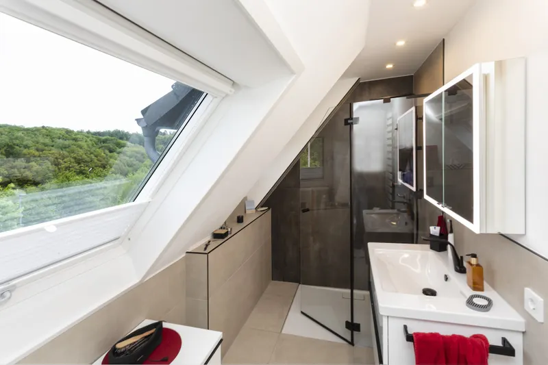Badezimmer DG