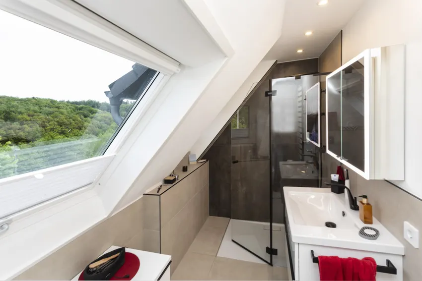 Badezimmer DG