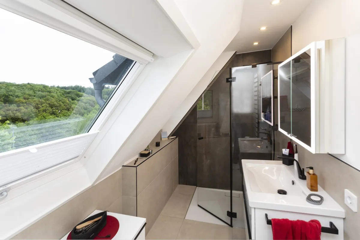 Badezimmer DG