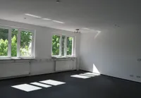 lichtdurchflutete Büroräume